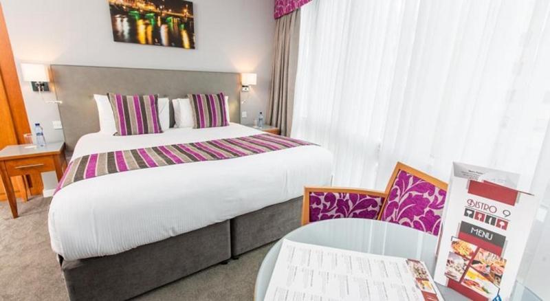 Metro Dublin Airport 4*